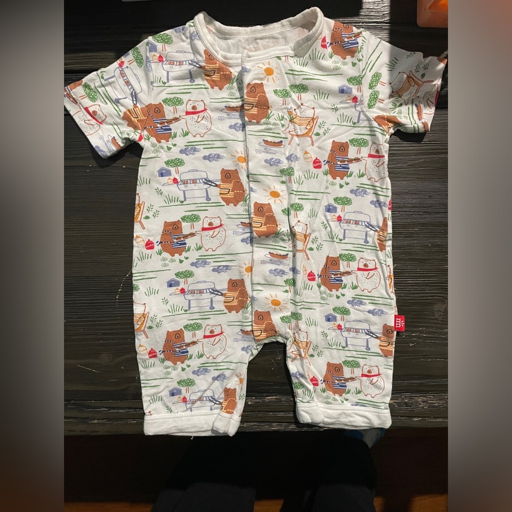 Magnetic Me Bears BBQ size 0-3 months